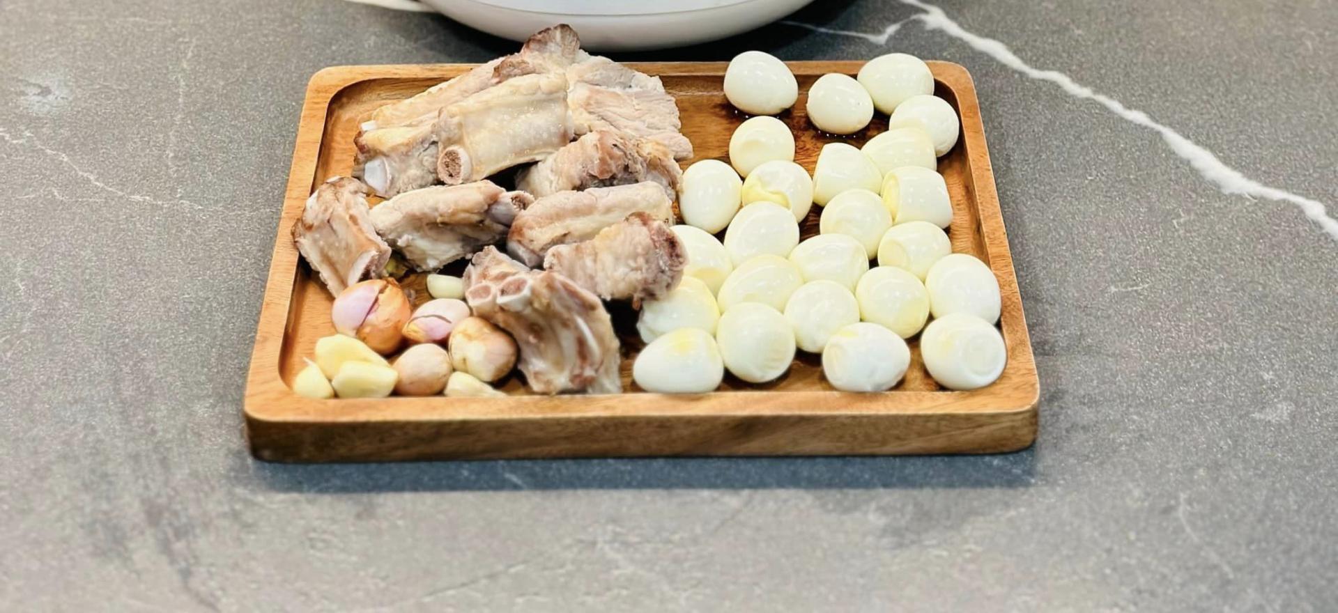 Chuẩn bị cho vào nồi áp suất